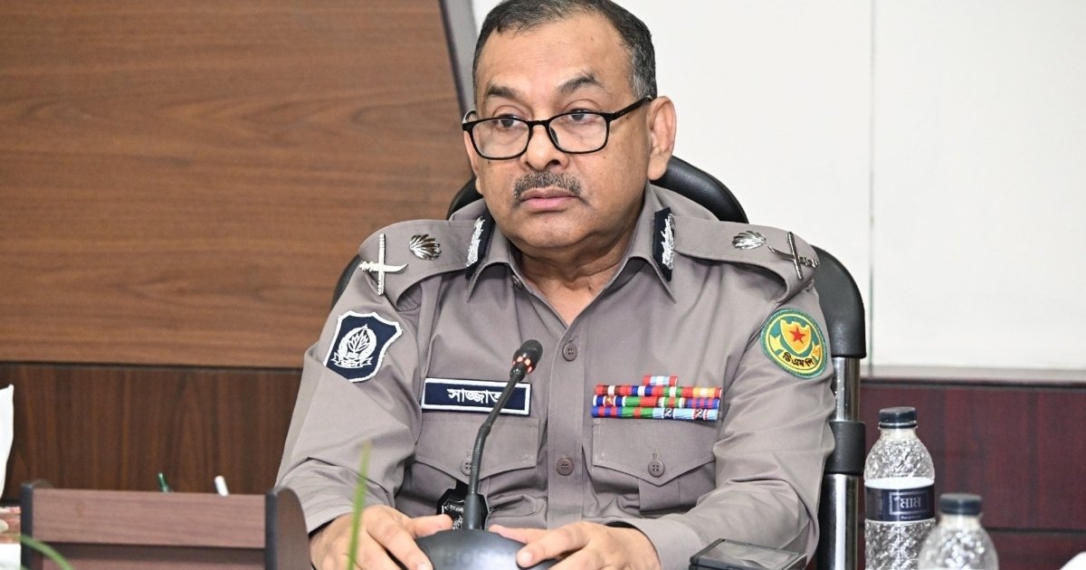 দায়িত্ব থেকে অব্যাহতি চাইলেন ডিএমপি কমিশনার