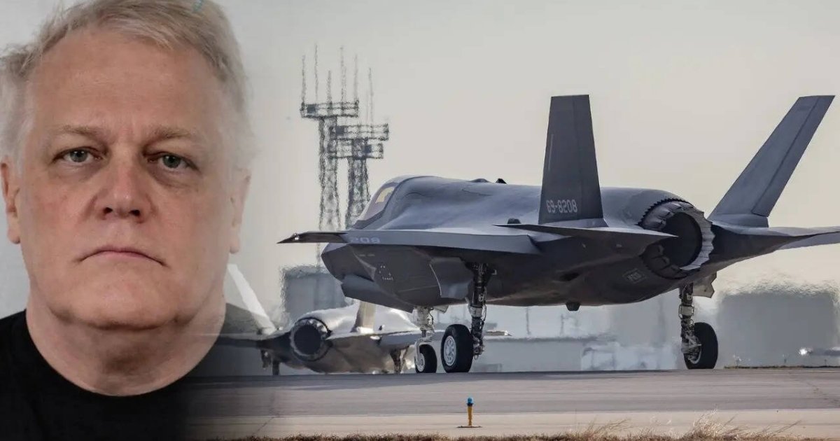 চীনা বিমানবাহিনীকে গোপনে প্রশিক্ষণ দেওয়ায় গ্রেপ্তার সাবেক মার্কিন সেনা 