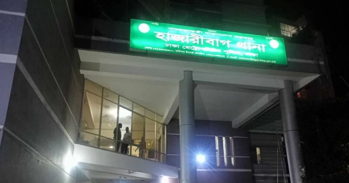 রাজধানীতে স্কুলছাত্রীকে কুপিয়ে হত্যা