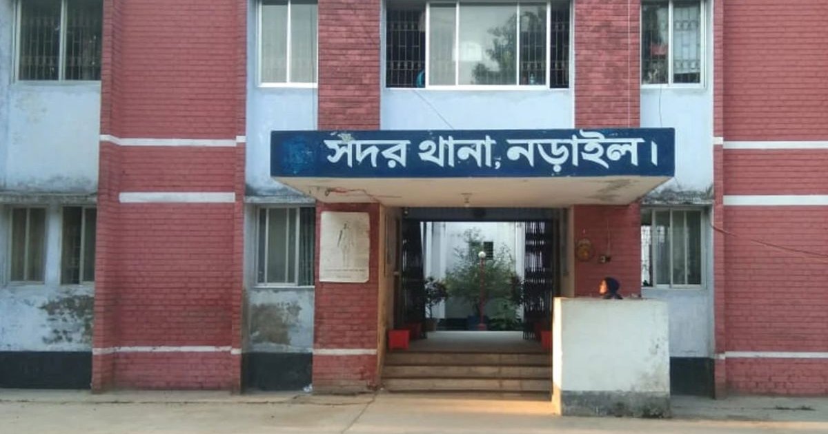 নড়াইলে ৪ জন নিহতের ঘটনায় গ্রেপ্তার ১০