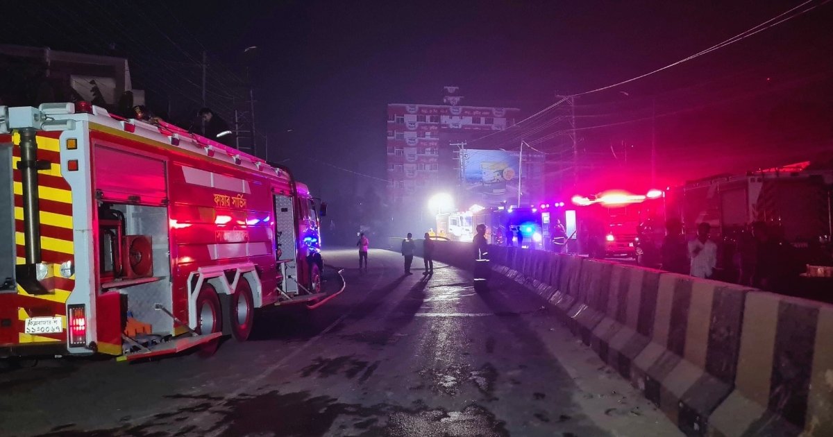 কক্সবাজারে গ্যাসপাম্পের বিস্ফোরণে দগ্ধ বেড়ে ১৬