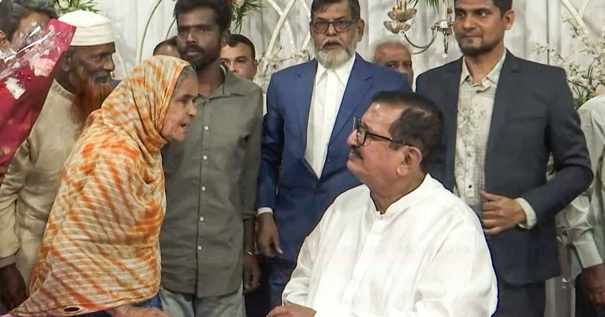 ভূমি সংক্রান্ত দুর্নীতি কমাতে ‘ওয়ান স্টপ সার্ভিস সেন্টার’ চালুর আশ্বাস ভূমিমন্ত্রীর