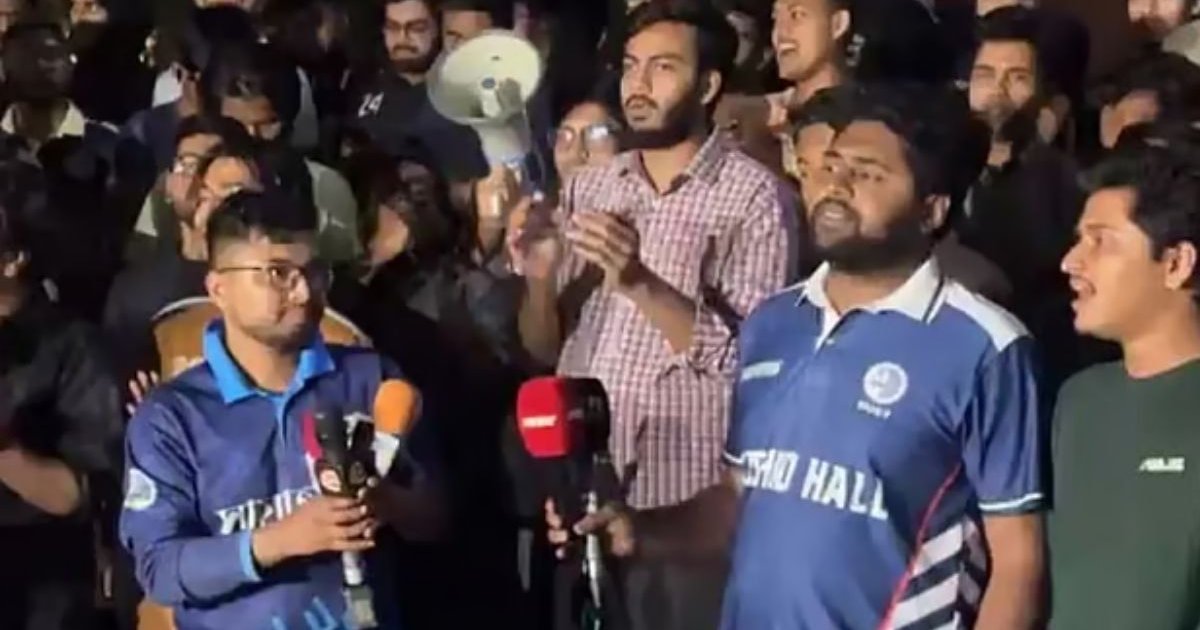 নাসীরুদ্দীন পাটওয়ারীর উপস্থিতিতে বুয়েটে রাজনৈতিক স্লোগান দেওয়ার অভিযোগ