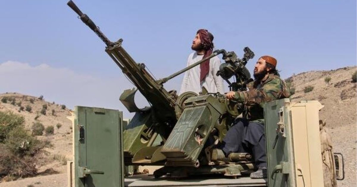 ‘সরাসরি যুদ্ধ’ বলছে পাকিস্তান, সংলাপের মাধ্যমে সমাধান চায় আফগানিস্তান