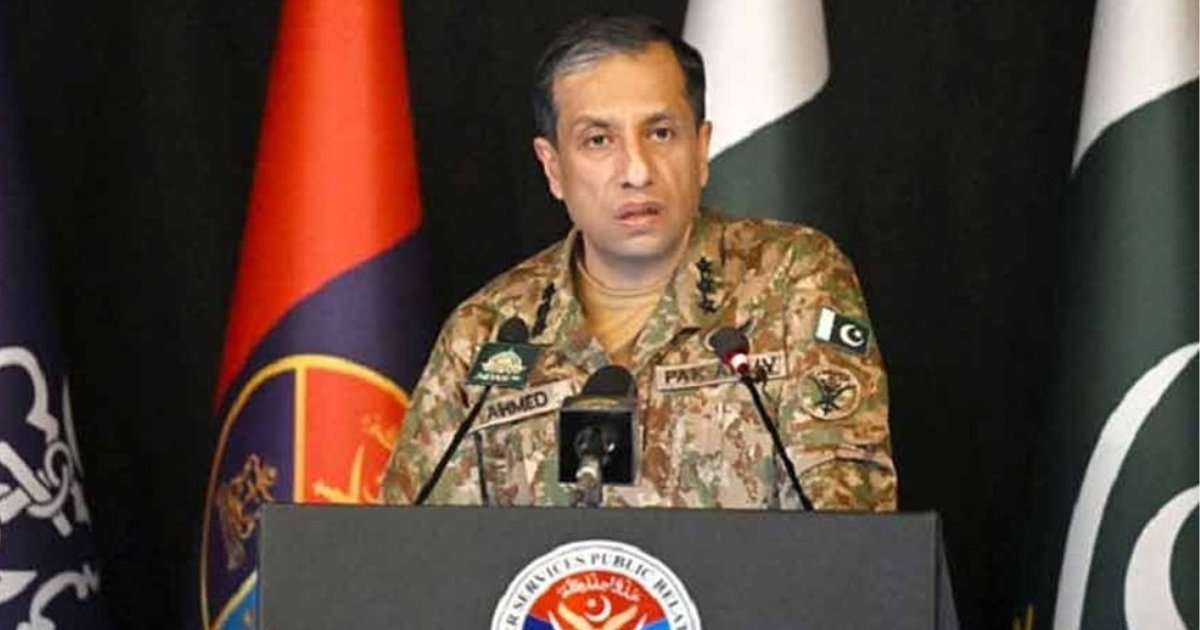 তালেবানকে বেছে নিতে হবে তারা পাকিস্তানের পাশে থাকবে নাকি সন্ত্রাসীদের সঙ্গে: আইএসপিআর মহাপরিচালক