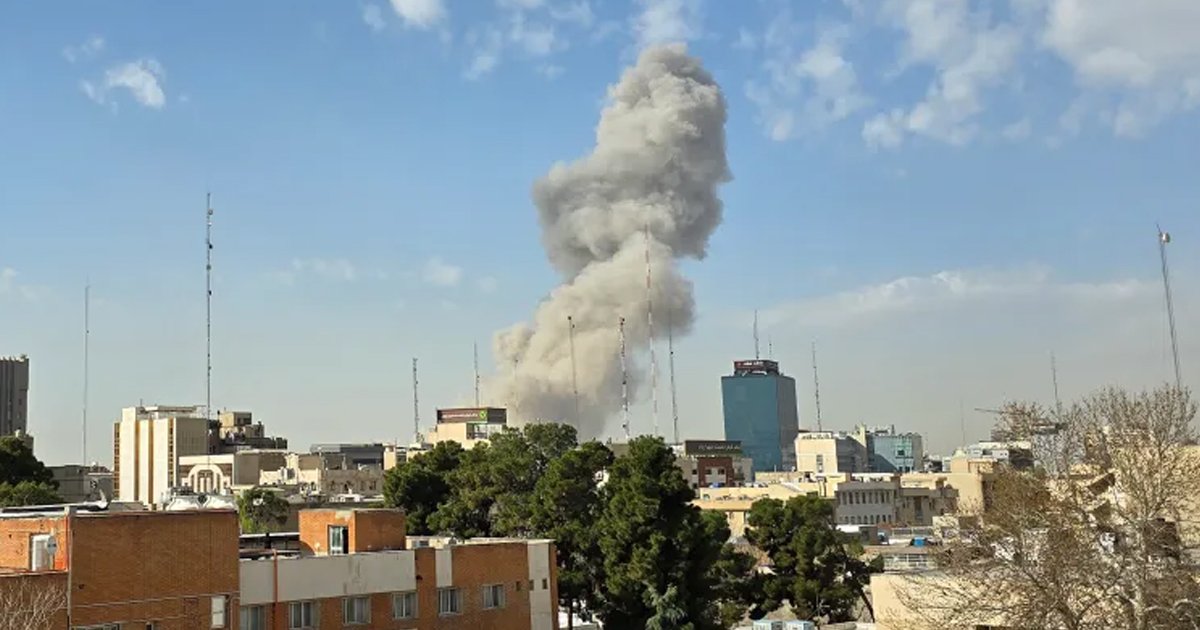 ইরানে যুক্তরাষ্ট্র-ইসরায়েলের হামলা চলবে, লক্ষ্য সরকার পতন