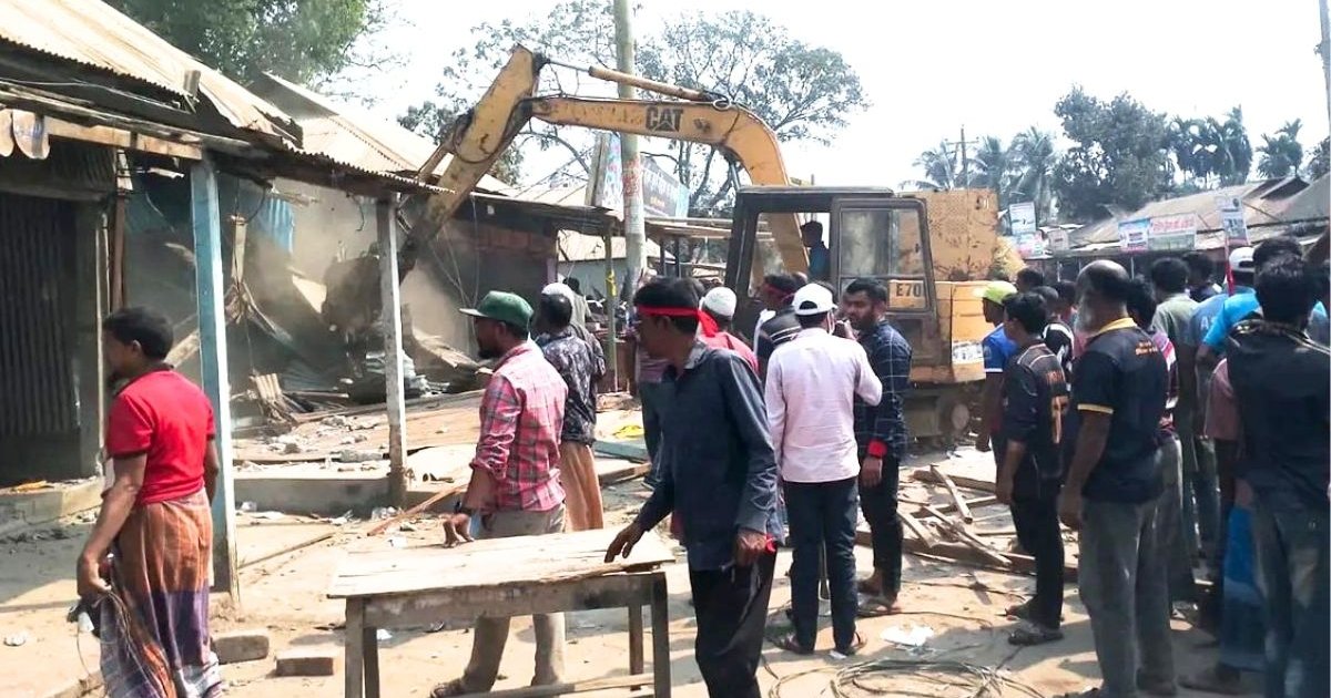 ১৯ বছর পর রৌমারীতে আওয়ামী লীগের অফিস উচ্ছেদ