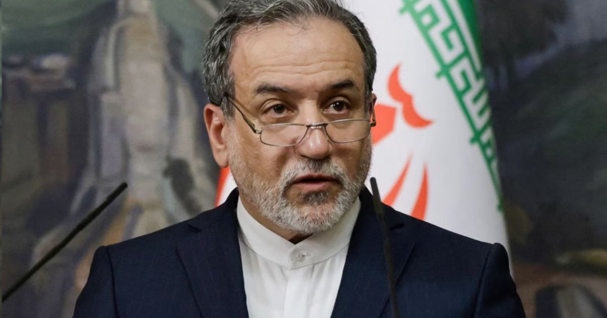 প্রতিবেশীদের নয়, হামলা হচ্ছে যুক্তরাষ্ট্রের আগ্রাসনের বিরুদ্ধে: ইরানের পররাষ্ট্রমন্ত্রী