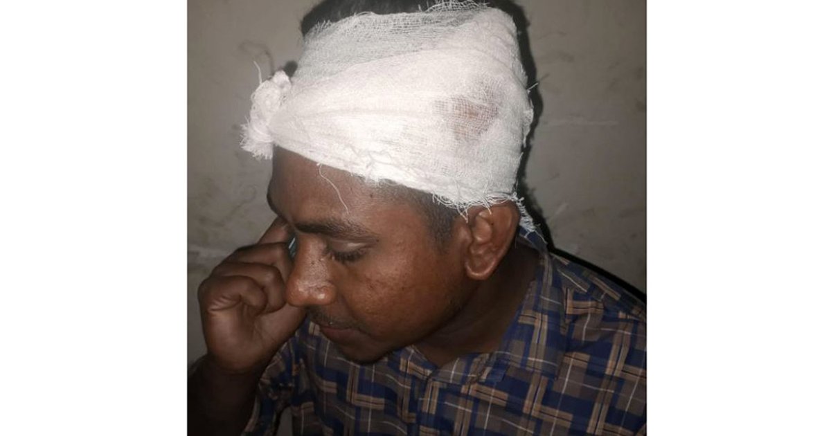 বগুড়ায় কিস্তির টাকা চাওয়ায় এনজিও কার্যালয়ে হামলা-ভাঙচুর, আহত ২