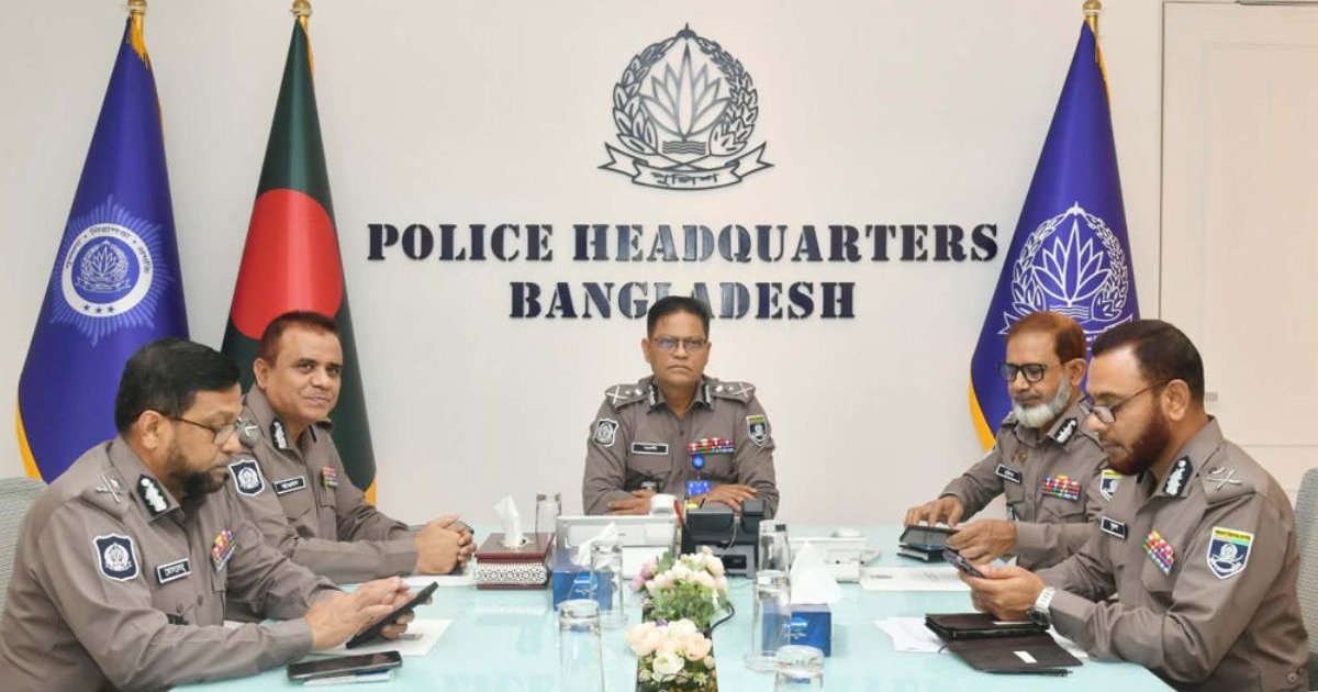 চাঁদাবাজির বিরুদ্ধে জিরো টলারেন্স নীতির নির্দেশ আইজিপির