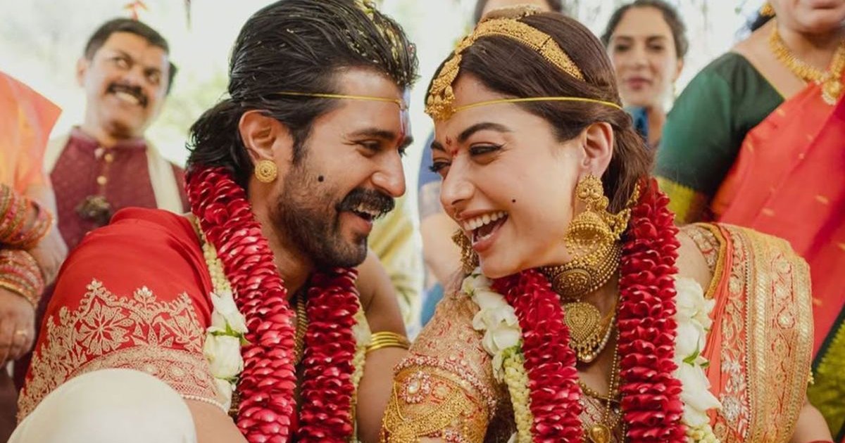 বিয়ের খুশিতে দেশজুড়ে মিষ্টি খাওয়াবেন বিজয়-রাশমিকা