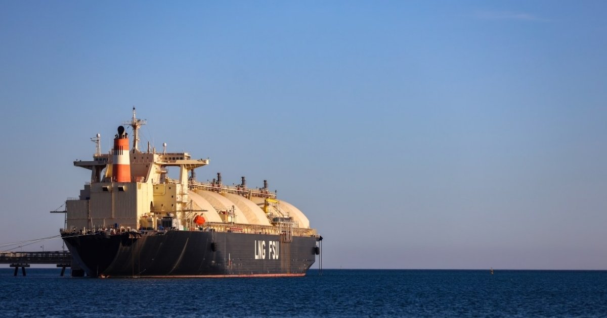 হরমুজ প্রণালী বন্ধের শঙ্কায় বিশ্ববাজারে তেলের দামে রেকর্ড লাফ