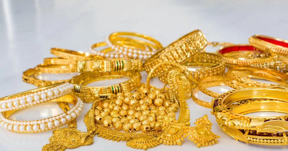 দাম বেড়ে আজ কত টাকায় বিক্রি হচ্ছে স্বর্ণ