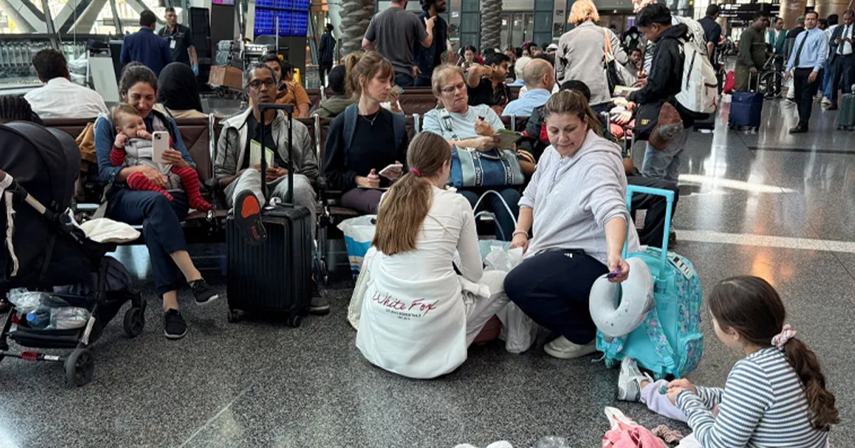 মার্কিন নাগরিকদের যত দ্রুত সম্ভব ১৪ দেশ ছাড়ার আহ্বান