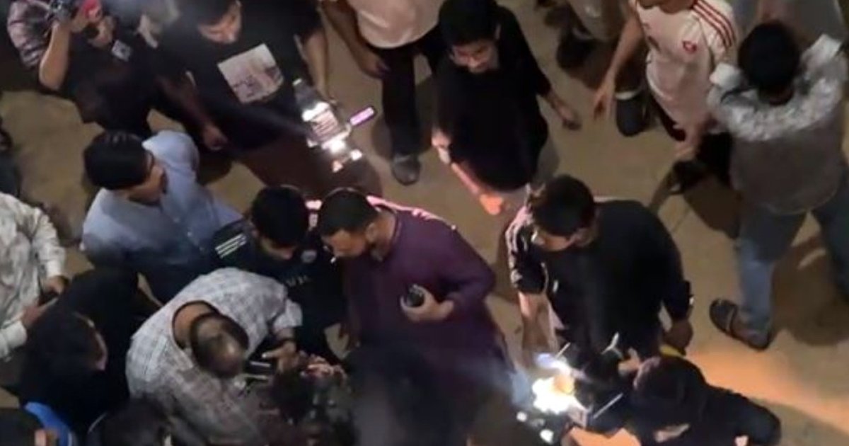 মধ্যরাতে ঢাকা পলিটেকনিকে ছাত্রদল-ছাত্রশিবিরের সংঘর্ষ, আহত একাধিক