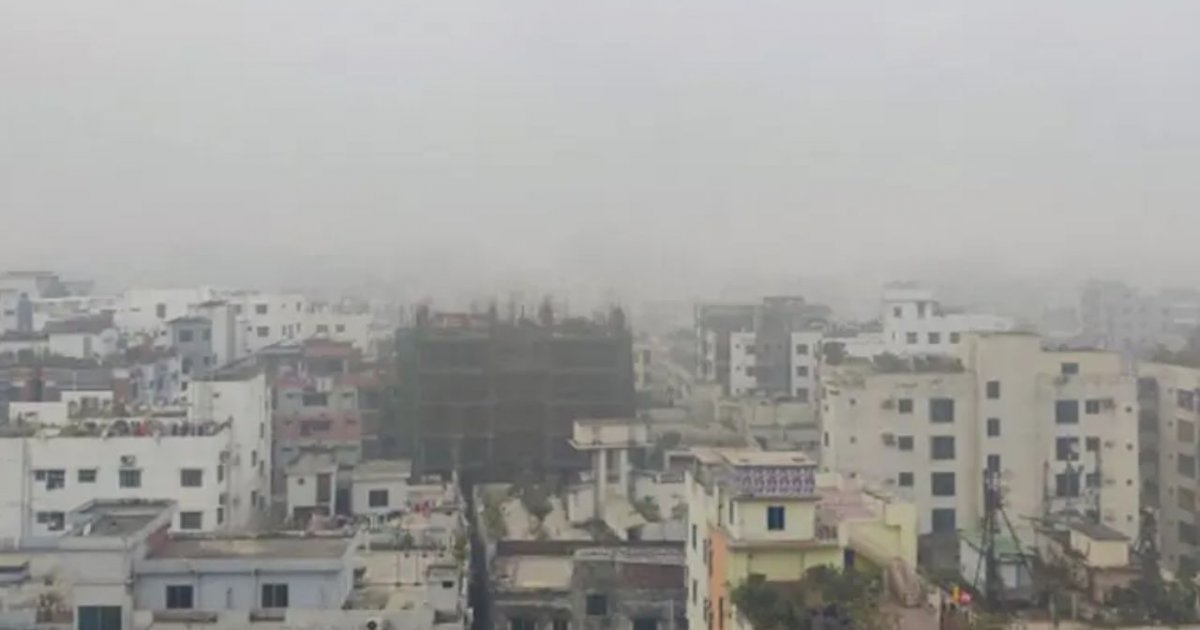 মেঘলা-কুয়াশাচ্ছন্ন ঢাকা, তাপমাত্রা ২৩.৩