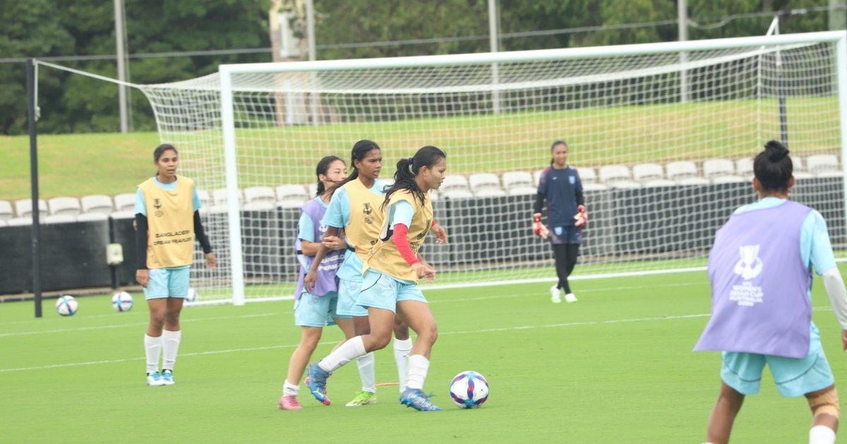 চীনের বিপক্ষে ৫ ডিফেন্ডার নিয়ে নামছে বাংলাদেশ, নেই রূপনা চাকমা 