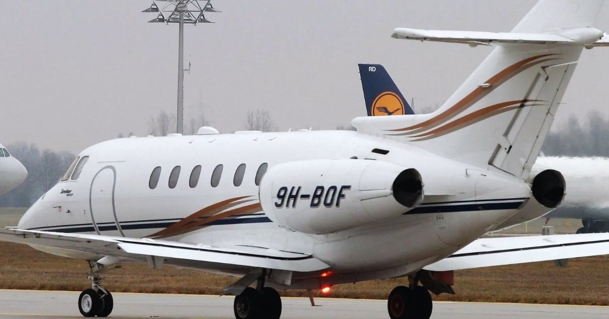 দুবাই ছাড়তে ধনকুবেরদের হুড়োহুড়ি: আকাশছোঁয়া প্রাইভেট জেটের ভাড়া