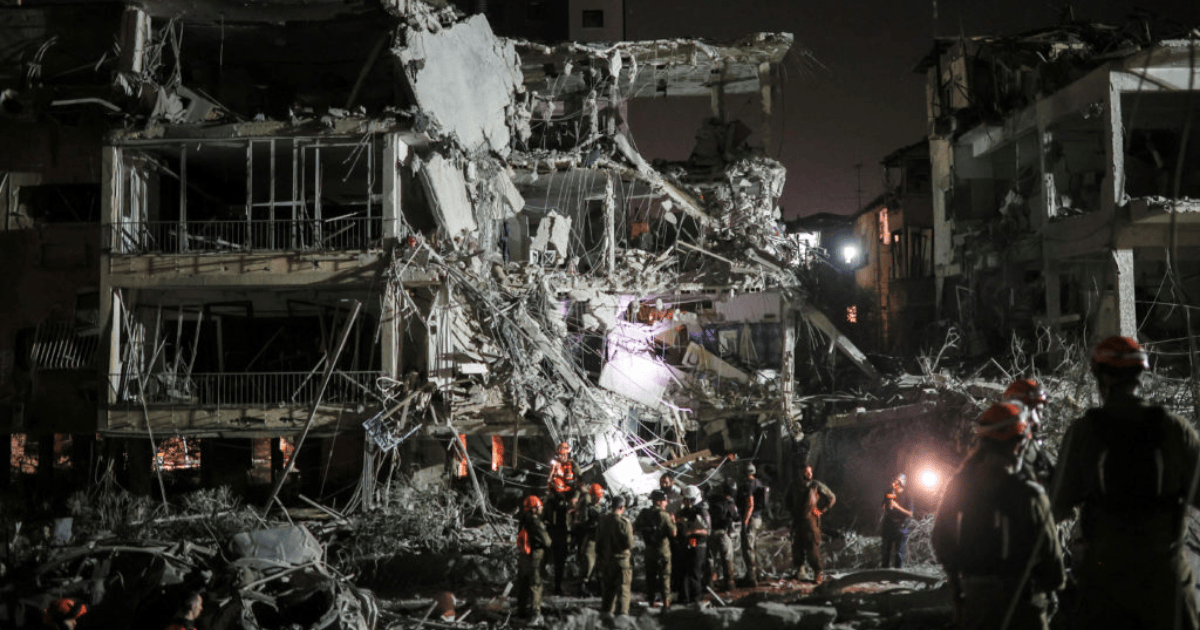 ইরানে মার্কিন-ইসরায়েলি হামলায় সহস্রাধিক প্রাণহানির দাবি