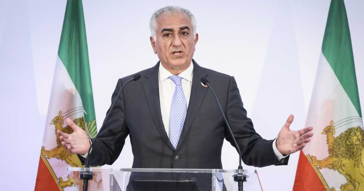 ইরানি কর্মকর্তাদের ‘অবিলম্বে ক্ষমতা হস্তান্তর’ করার আহ্বান রেজা পাহলভির