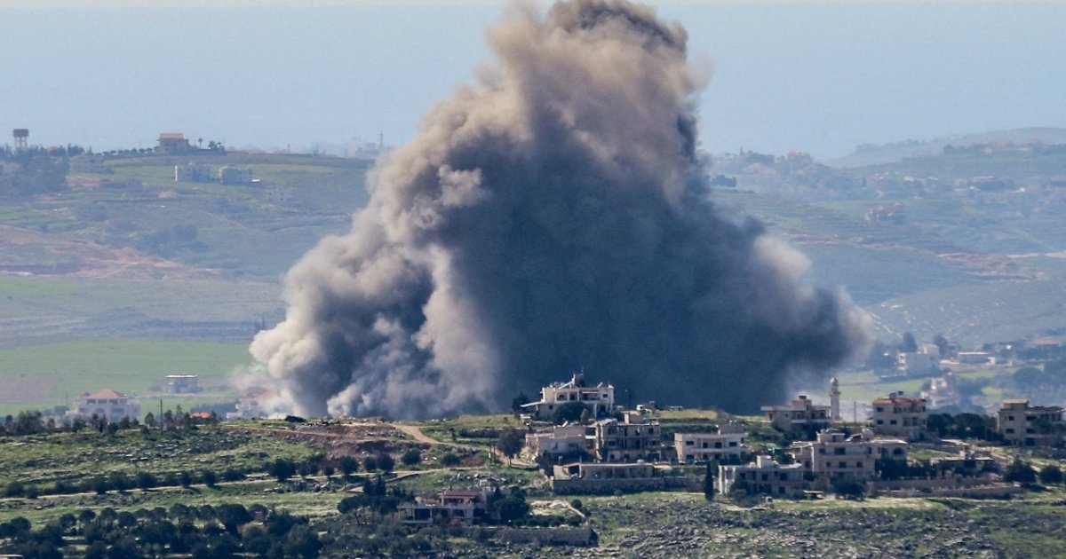 ইসরায়েল-লেবানন সীমান্তে বাসিন্দাদের সরে যাওয়ার হুঁশিয়ারি হিজবুল্লাহর