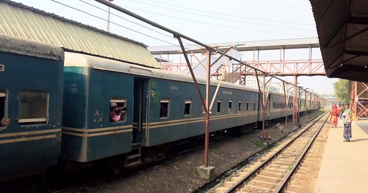 ময়মনসিংহের দুই রুটে ইঞ্জিন সংকটে বন্ধ লোকাল ট্রেন