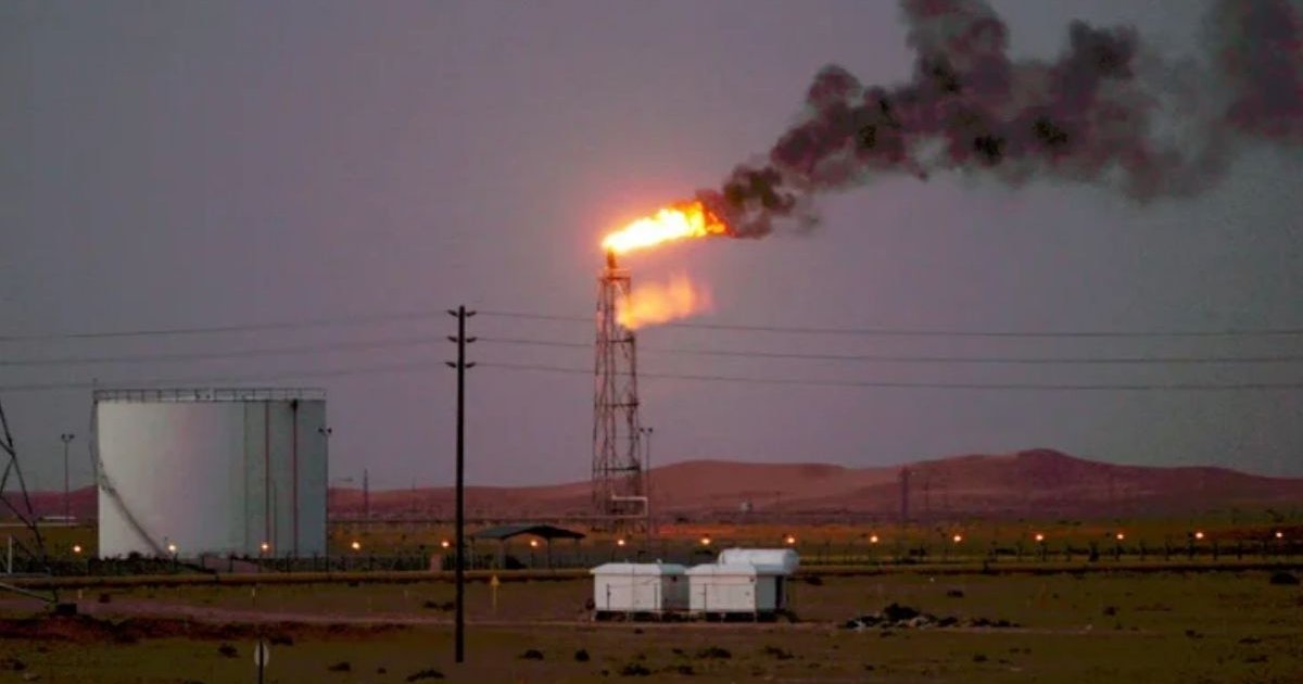 প্রথমবারের মতো সৌদির তেলের খনিতে ইরানের ড্রোন হামলা