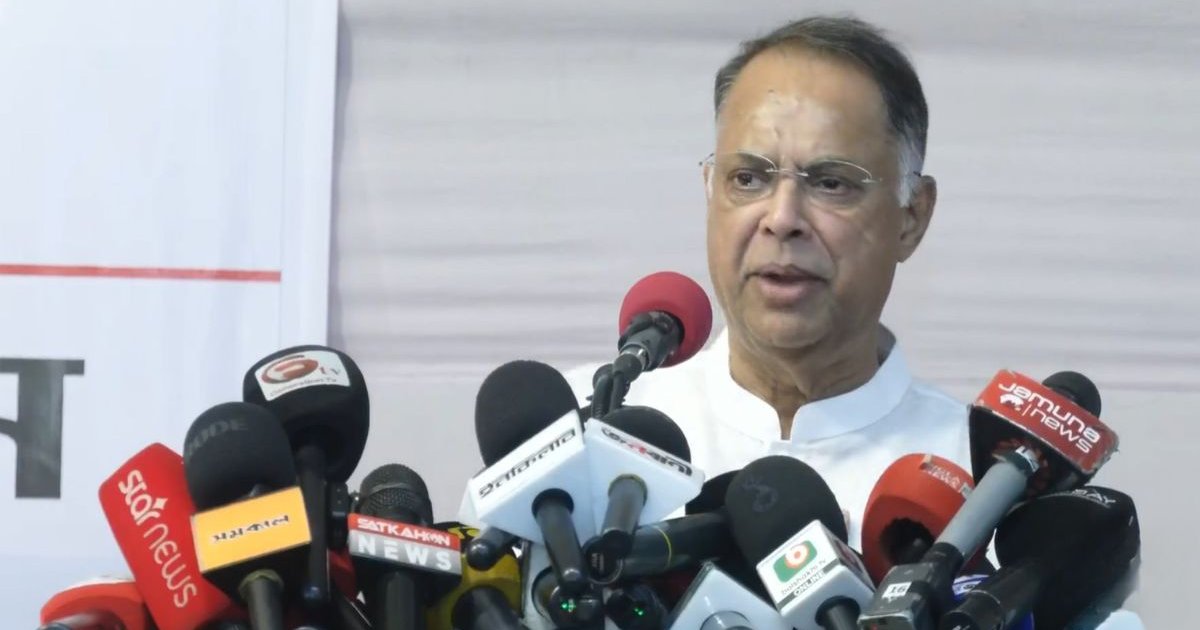 আজ থেকে জ্বালানির মজুত বাড়বে, তবু চলবে রেশনিং: জ্বালানিমন্ত্রী