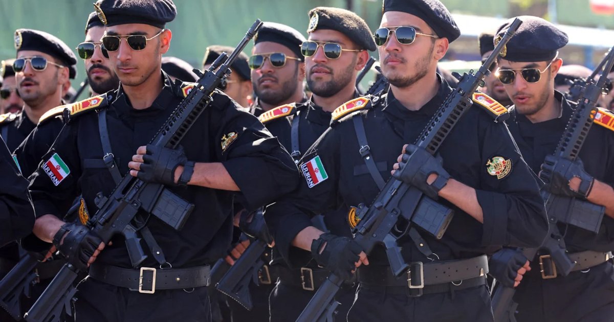 ‘৬ মাস তীব্র যুদ্ধ চালাতে পারবে ইরান’