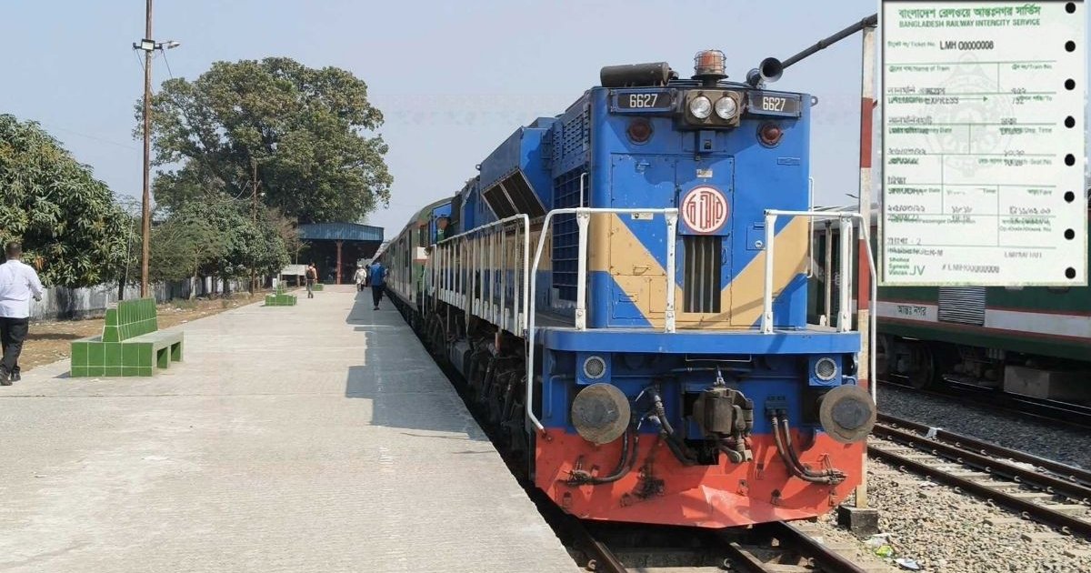 ট্রেনে ঈদযাত্রা: আজ মিলছে ১৮ মার্চের অগ্রিম টিকিট