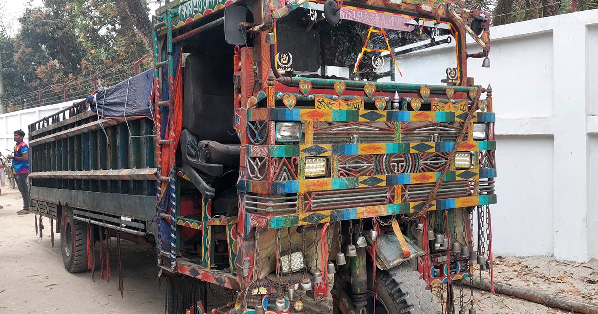 রাজশাহীতে সিএনজি-ভটভটির সংঘর্ষে নিহত ৩, আহত ২