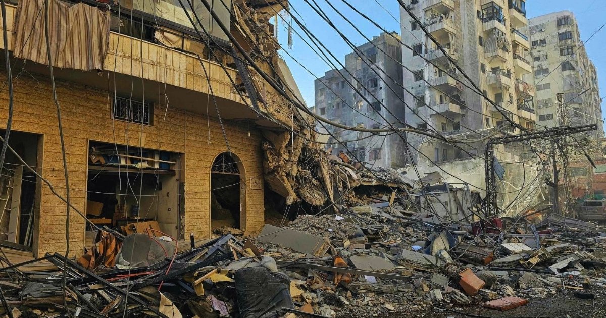 লেবাননে ইসরায়েলি কমান্ডোদের সঙ্গে হিজবুল্লাহর ব্যাপক সংঘর্ষ