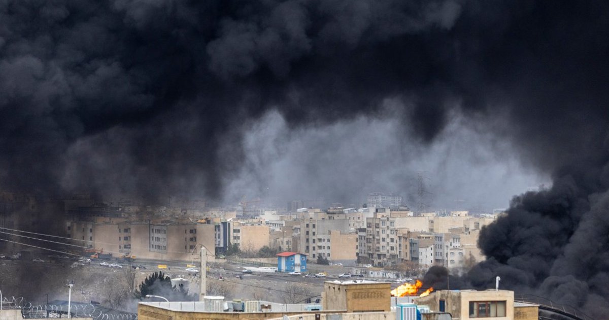 ‘সবচেয়ে ভয়াবহ’ বিমান হামলার রাতে কাঁপছে ইরান 