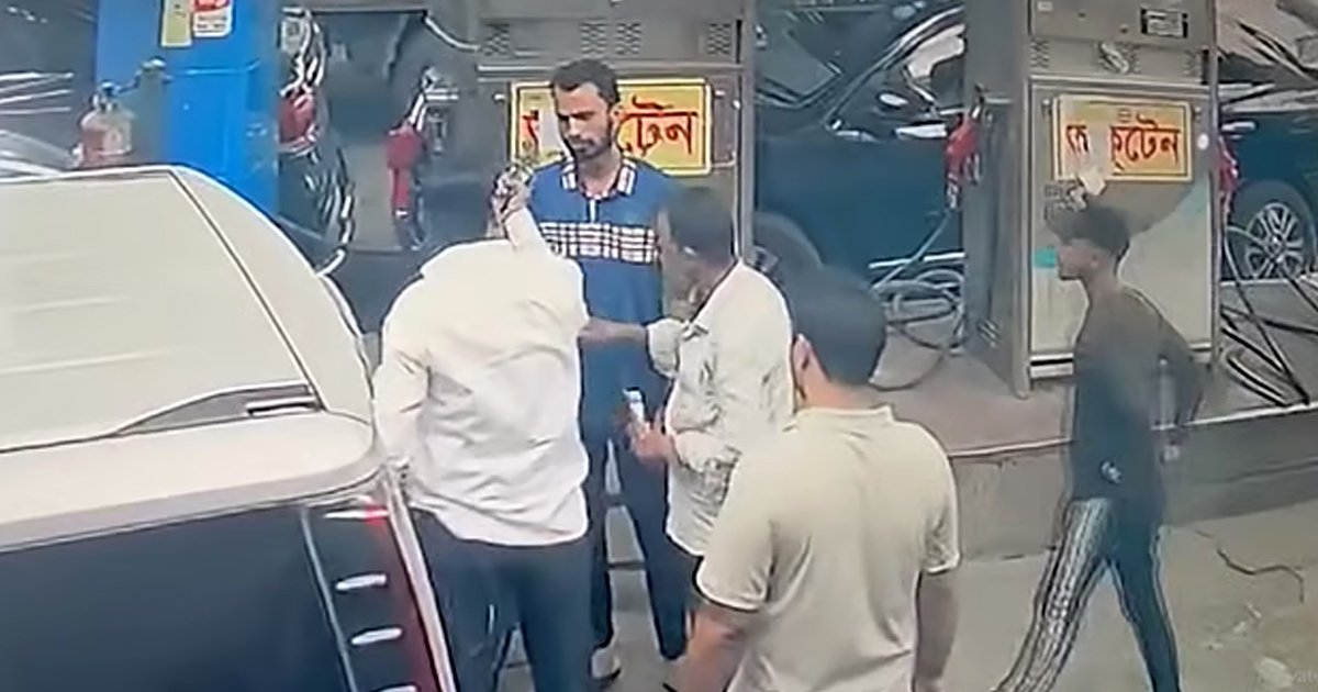 রাজধানীর আসাদ গেটে পাম্পে তেল নিতে গিয়ে আগ্নেয়াস্ত্র প্রদর্শন