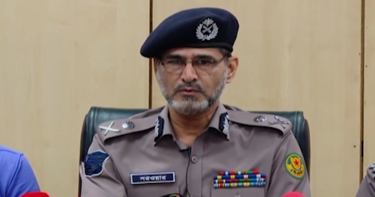 ঈদে ফাঁকা ঢাকায় অপরাধ রোধে ডিএমপির কঠোর টহল ও এসকর্ট সার্ভিস চালু