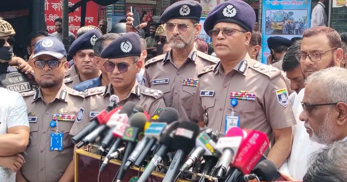 ঈদযাত্রায় কোনো অনাকাঙ্ক্ষিত ঘটনা বা অন্যায়ের সঙ্গে আপস হবে না: আইজিপি