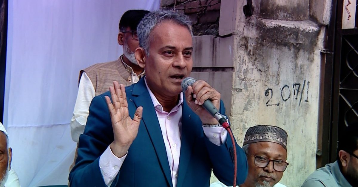 ঈদযাত্রায় সরকারের সফলতা দাবি সড়কমন্ত্রীর, যানজট ও গার্মেন্টস কর্মীদের চলাচল নিয়ে আলোচনা