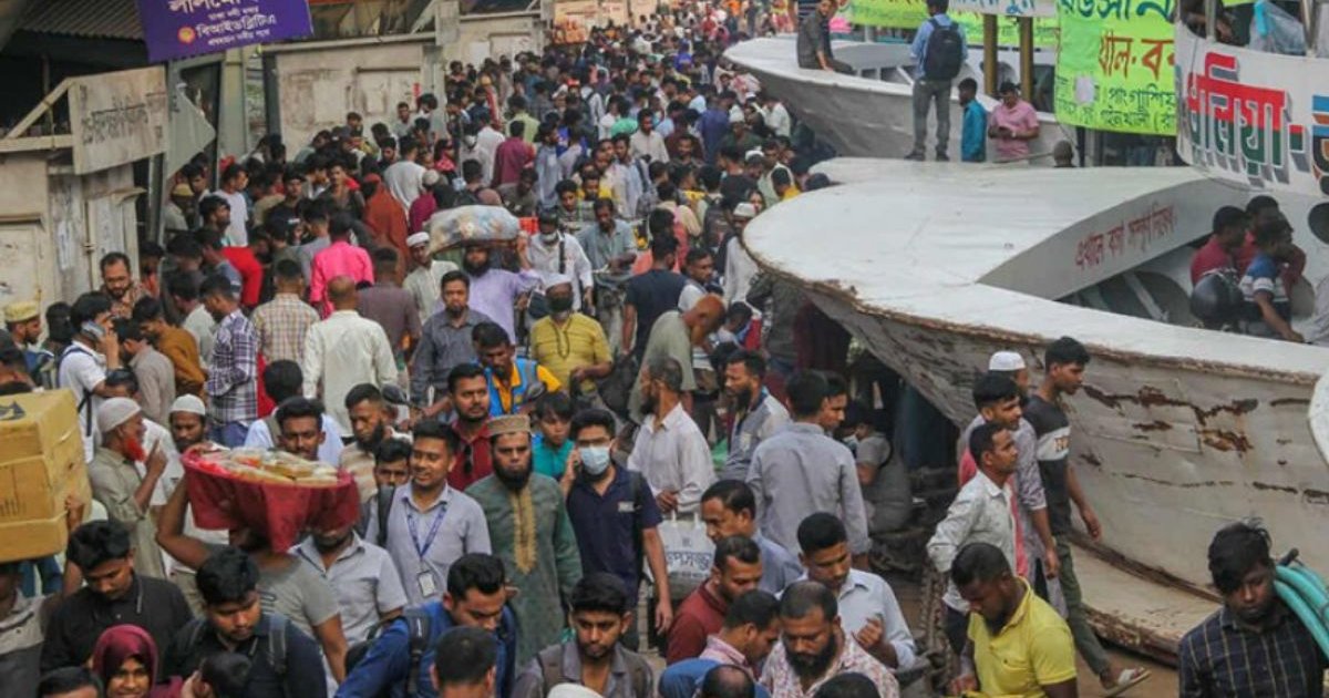সদরঘাটে লঞ্চ দুর্ঘটনায় নিখোঁজ মিরাজের উদ্ধার অভিযান স্থগিত