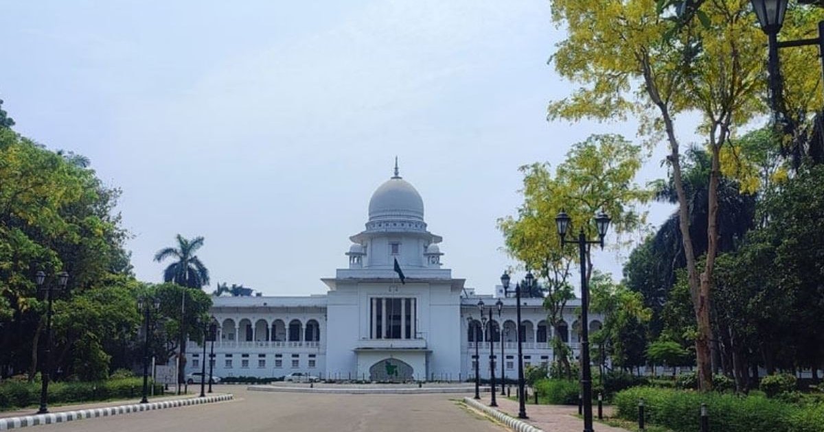 দুর্নীতি অভিযোগের মুখে পদত্যাগ করলেন বিচারপতি মো. রেজাউল হাসান