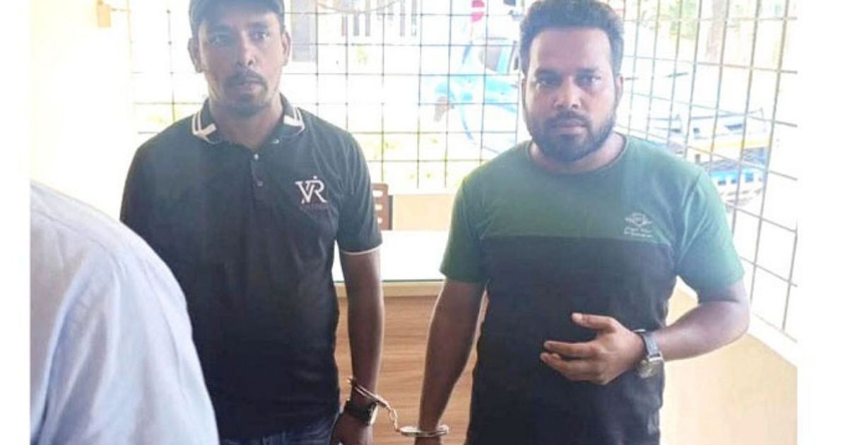 কুমিল্লার চান্দিনায় এসিল্যান্ডের কার্যালয়ে ভিডিও ধারণে দুই সাংবাদিককে হাতকড়া পরিয়ে থানায় পাঠানোর অভিযোগ