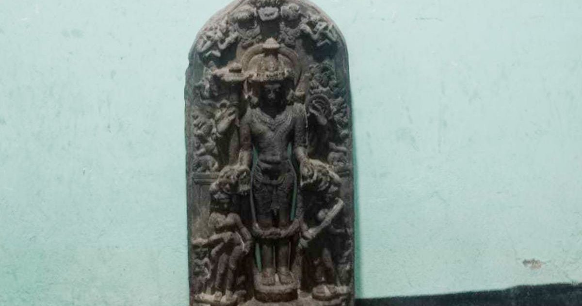 পঞ্চগড়ে র‌্যাবের অভিযানে ৮৭ লাখ টাকার কষ্টিপাথরের বিষ্ণু মূর্তি উদ্ধার, চোরাকারবারি গ্রেপ্তার