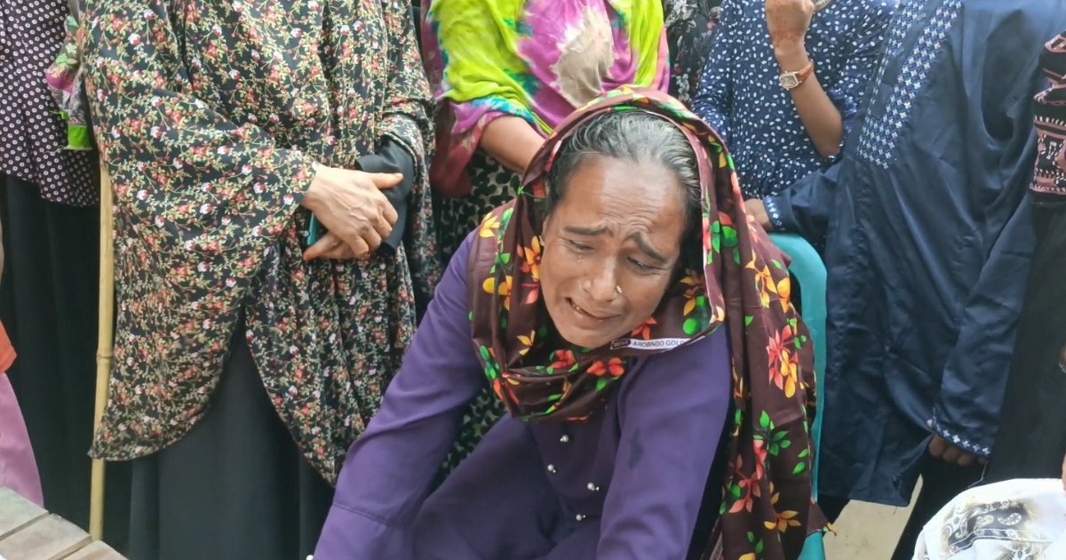 ঝিনাইদহে বিদ্যুৎস্পৃষ্টে মামা-ভাগ্নের মর্মান্তিক মৃত্যু, শ্যালো মেশিনের ছেঁড়া তারে দুর্ঘটনা