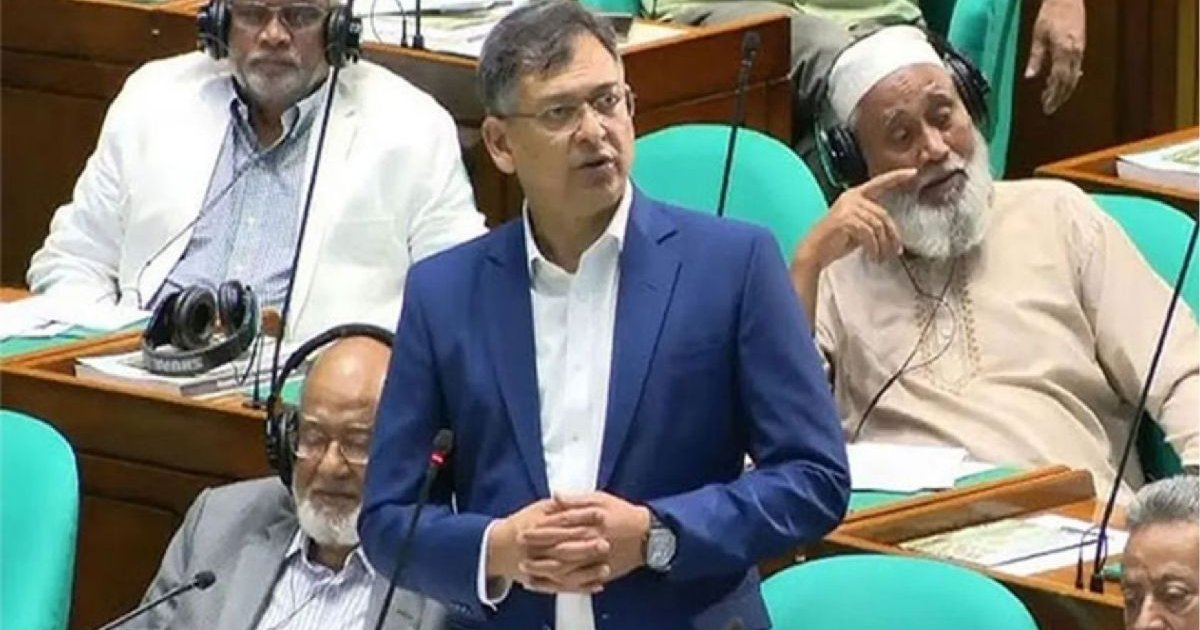 সংবিধান ছুড়ে ফেলার বক্তব্য ছিল রূপক, পঞ্চদশ সংশোধনীই লক্ষ্য: স্বরাষ্ট্রমন্ত্রী