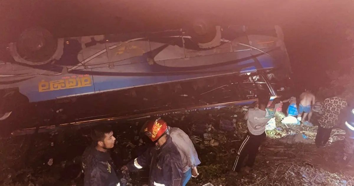 কুমিল্লার দাউদকান্দিতে বাস দুর্ঘটনা: একজনের মৃত্যু, আহত ১৫