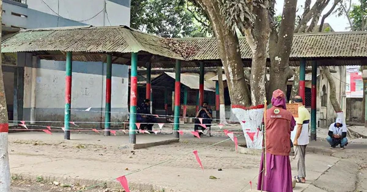 বগুড়া-৬ আসনে উপনির্বাচনে ভোটগ্রহণ শুরু, প্রথম আড়াই ঘণ্টায় ভোট পড়েছে ৭.০২৩ শতাংশ
