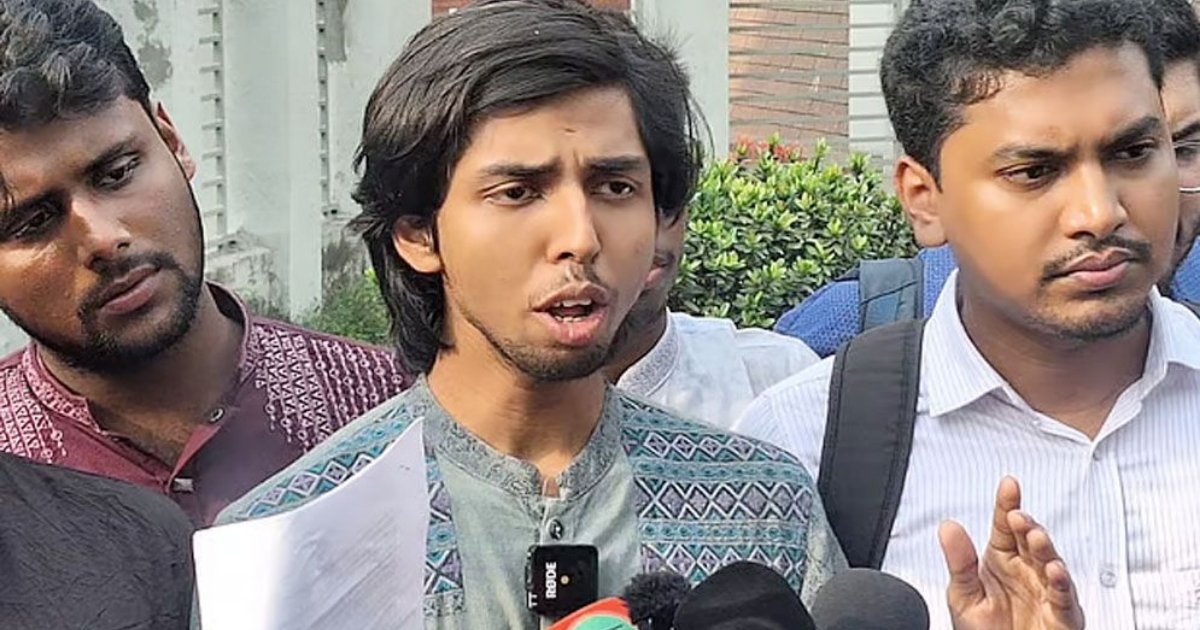 শাহবাগে ছাত্রদল-ছাত্রশিবির সংঘর্ষে ডাকসু নেতা আহত