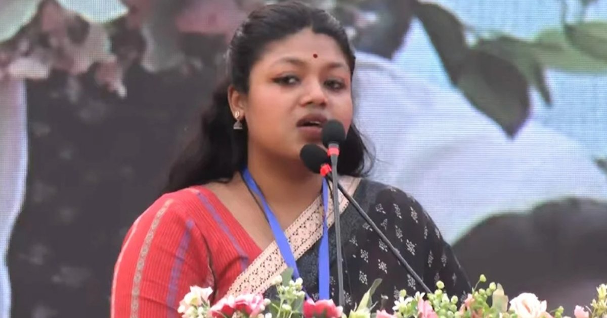 সংরক্ষিত নারী আসনে জামায়াত জোটের প্রার্থীর মনোনয়নপত্র গ্রহণ