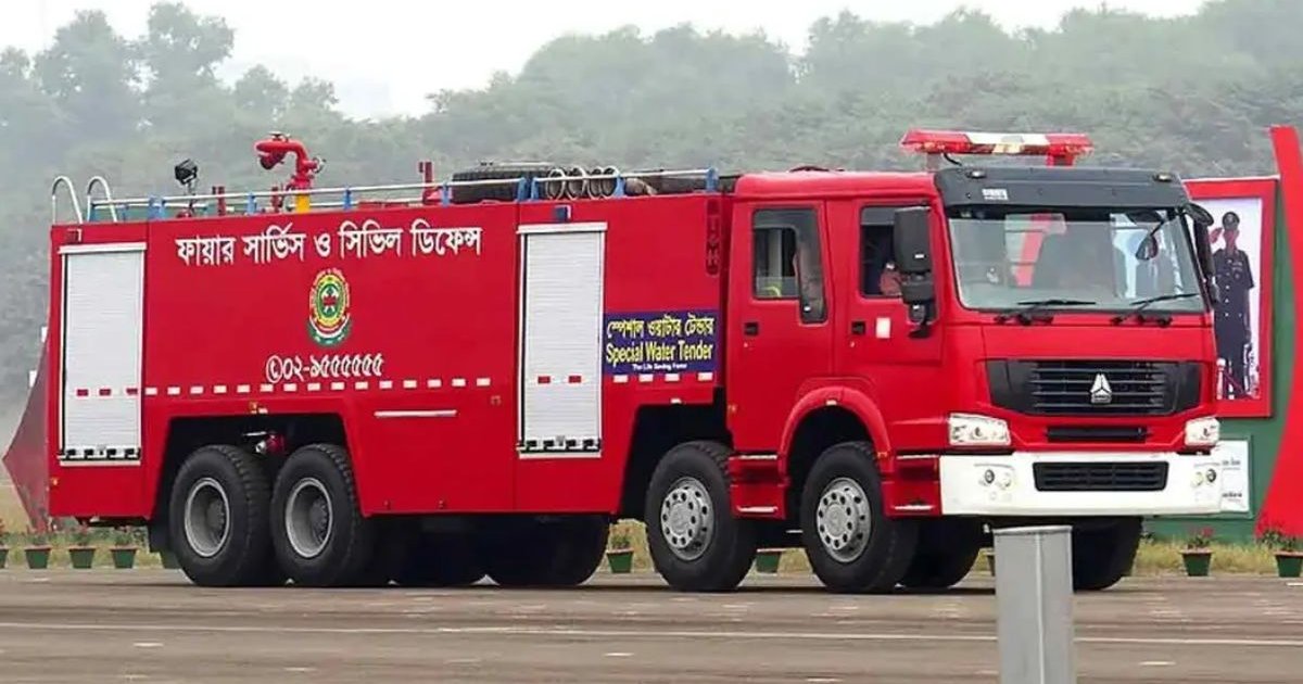 ডেমরায় কালি কারখানায় অগ্নিকাণ্ড, চার ইউনিট কাজ করছে