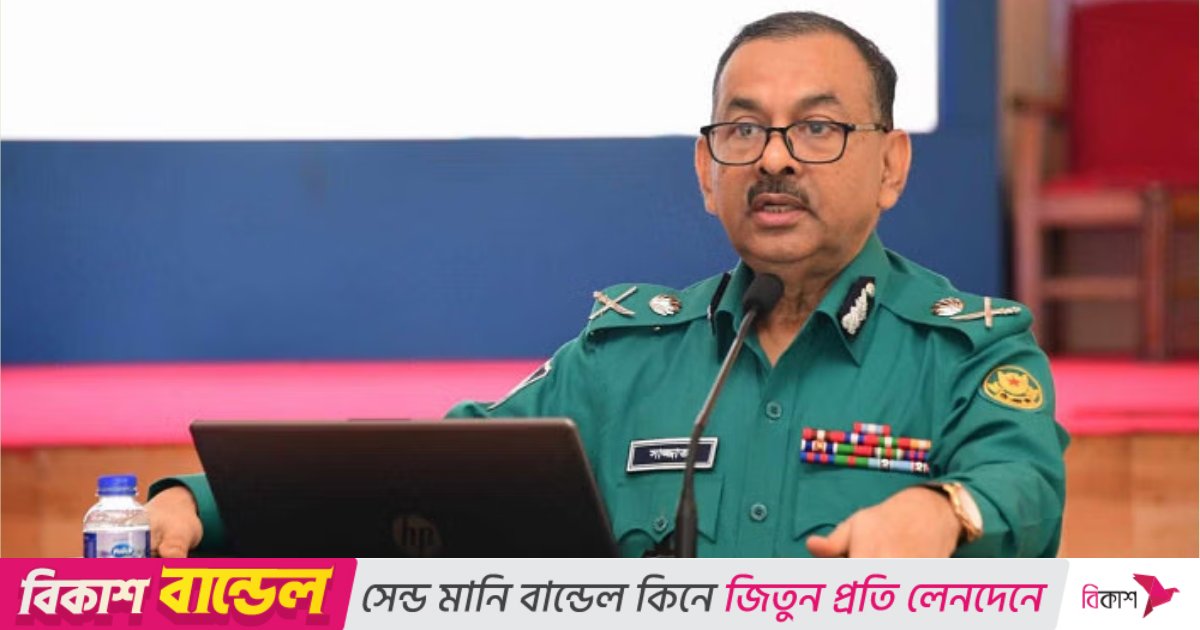 আগুন-ককটেল হামলাকারীকে গুলির নির্দেশ ডিএমপি কমিশনারের