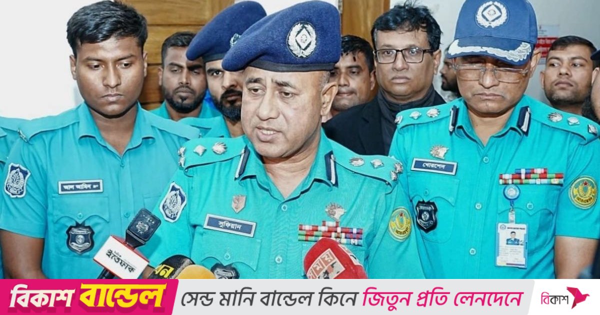আটকের পর গণমাধ্যমে বক্তব্য, ব্যাখ্যা দিলেন পুলিশ কমিশনার